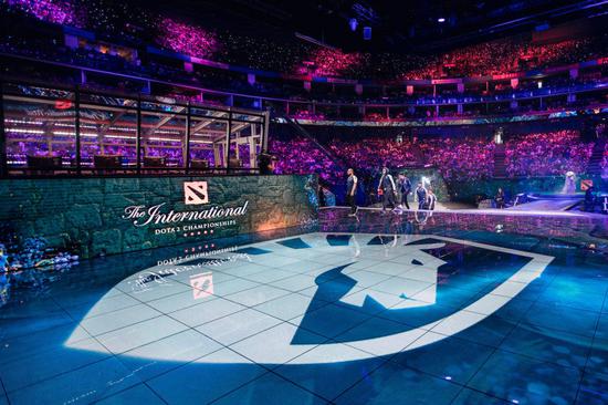 LPL战队强势晋级八强 S15世界赛精彩回顾